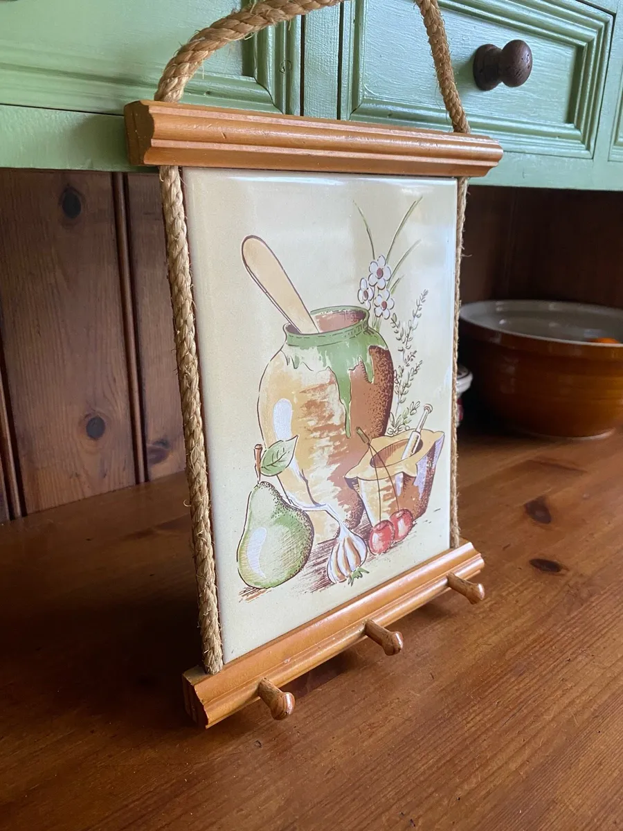Vintage 1970s Retro Kitchen Tile Wall Hanger - Image 3