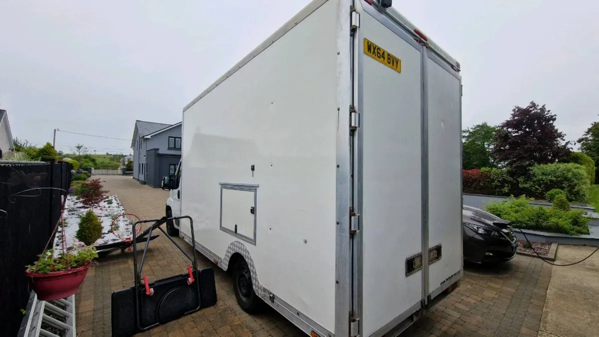 Fiat Ducato Cavity wall van - Image 4