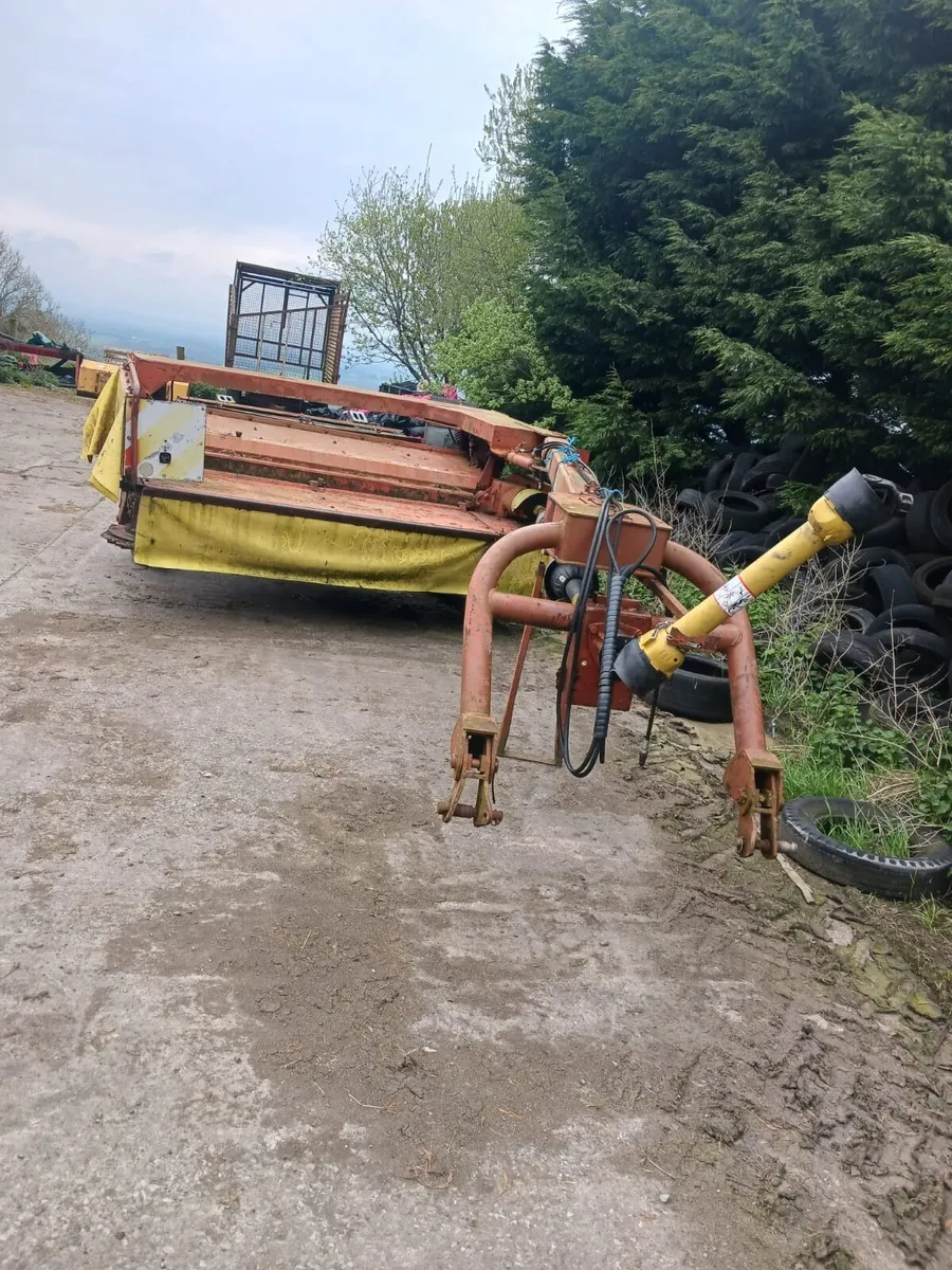 Kuhn mower - Image 1