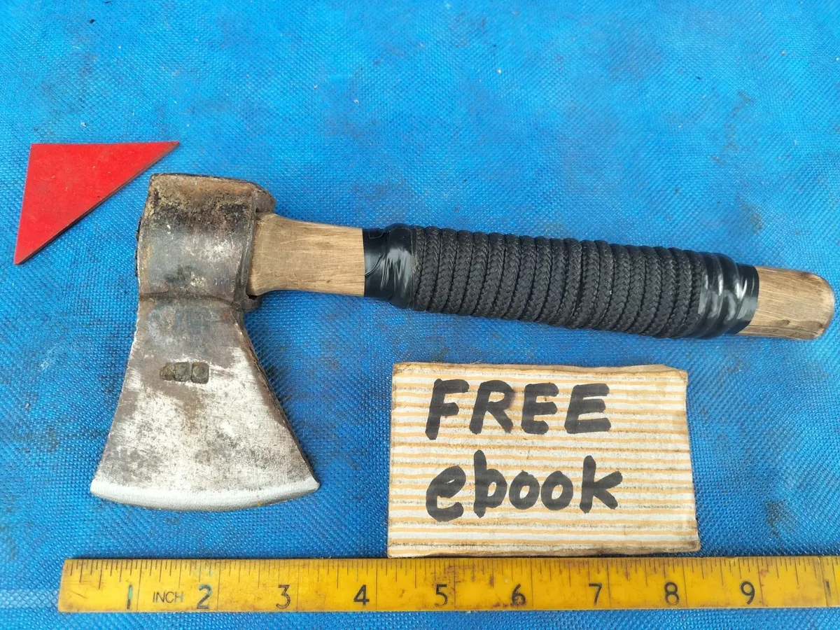 Bushcraft Axe - Image 1