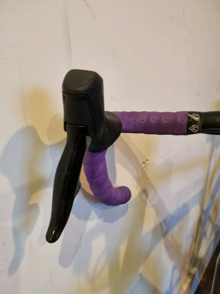 Road racing bike - Image 3