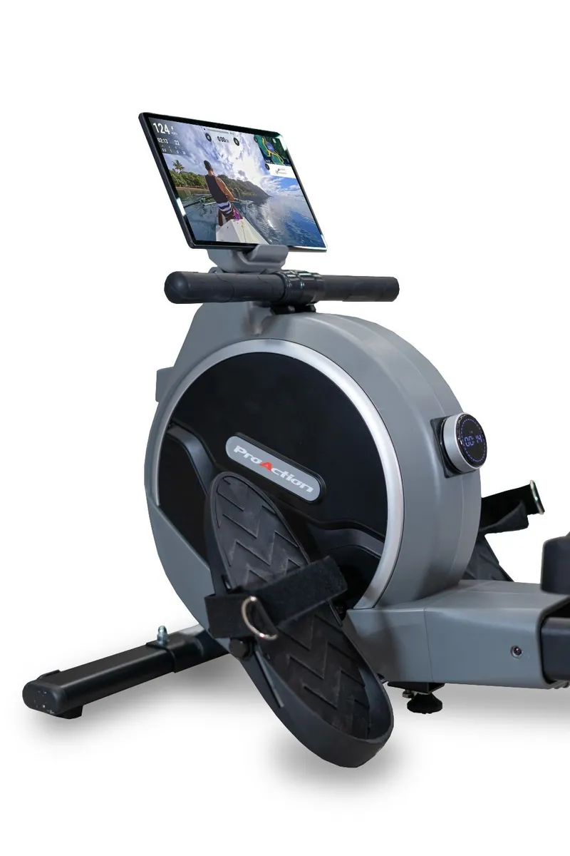 BH Fitness: i.Thames Rowing Machine (Rower) - Gym - Image 3