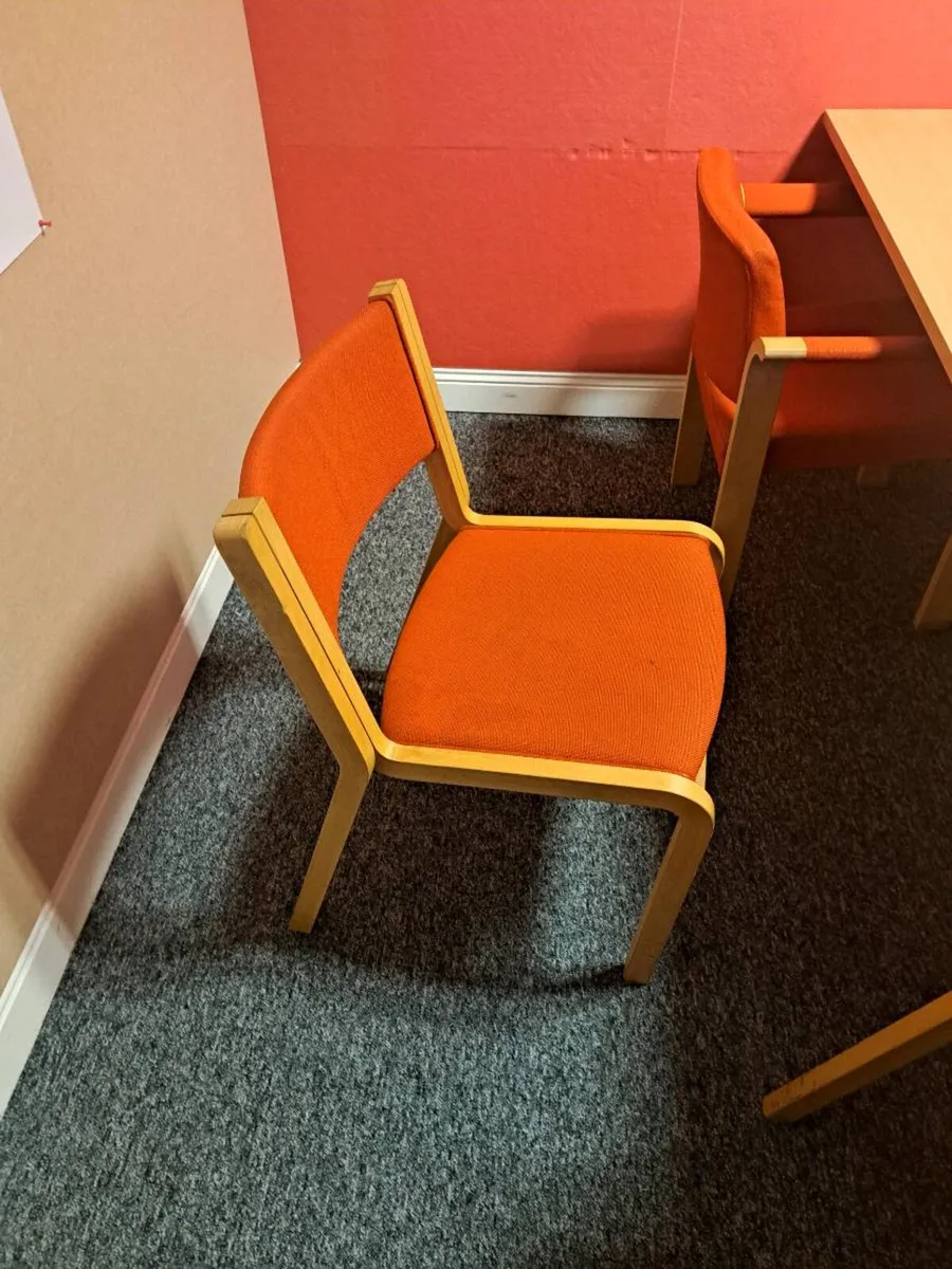 Office furniture - Image 2