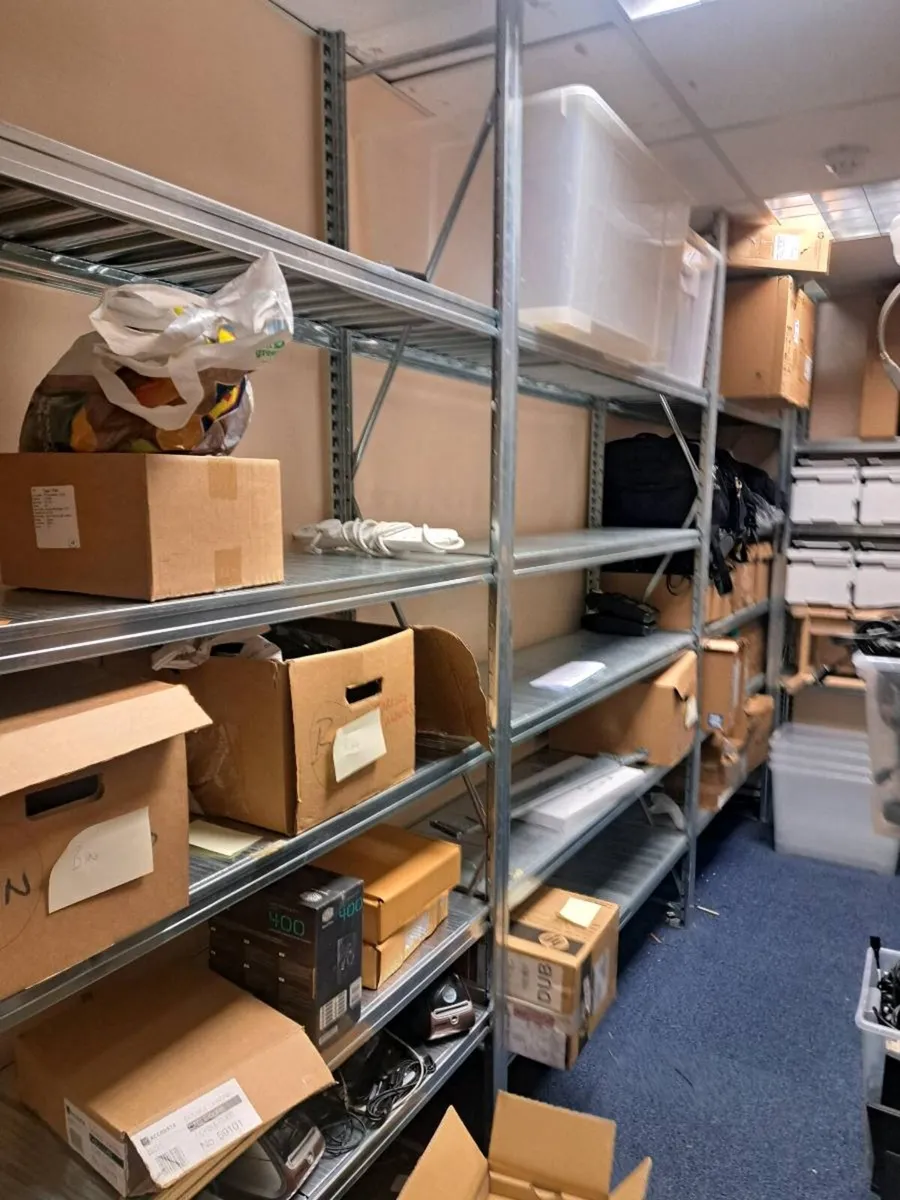 Office furniture - Image 4