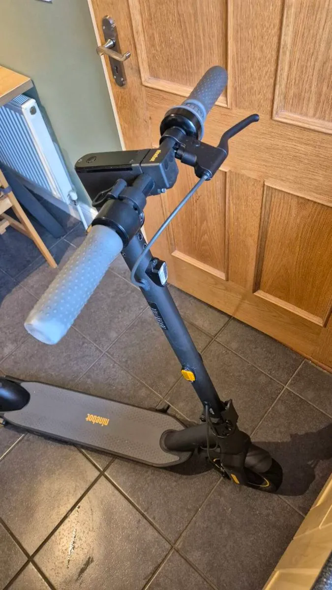 Scooter - Image 2
