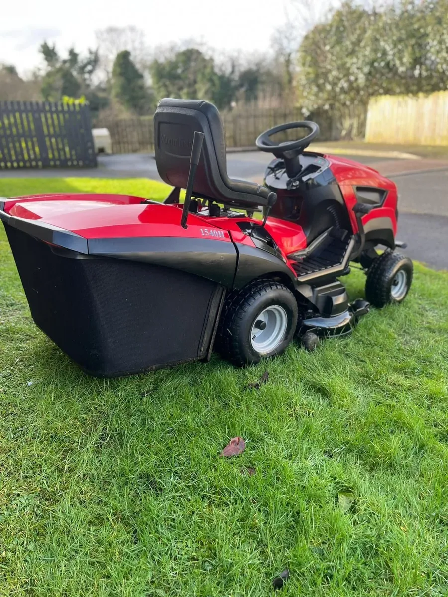 Mountfield ride on lawnmower - Image 2