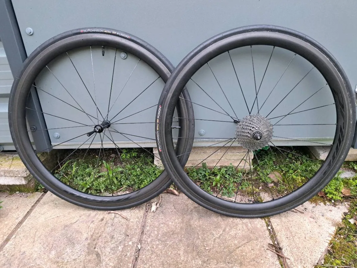 Carbon Wheelset - Image 1