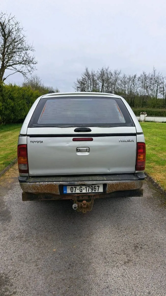 Toyota Hilux - Image 3
