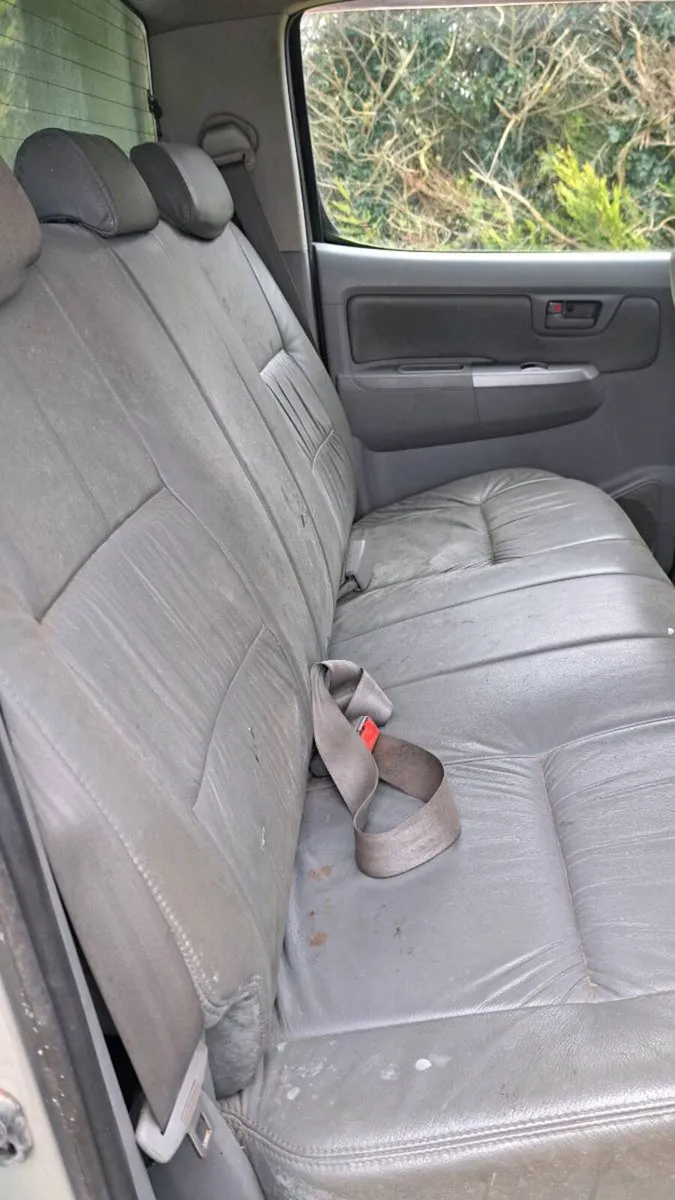 Toyota Hilux - Image 1