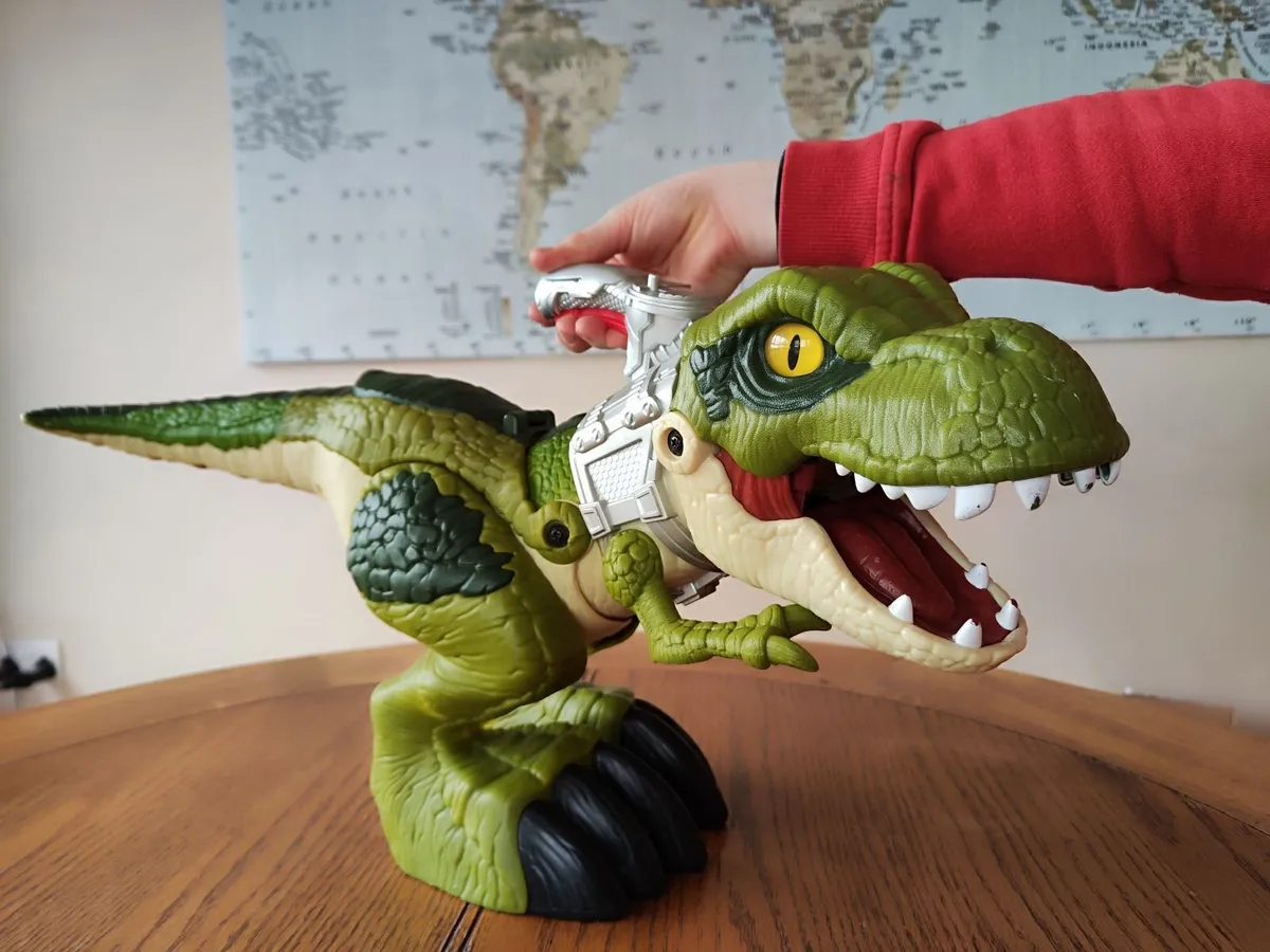 Cool Dinosaur, lego figure light, Minecraft sword - Image 1