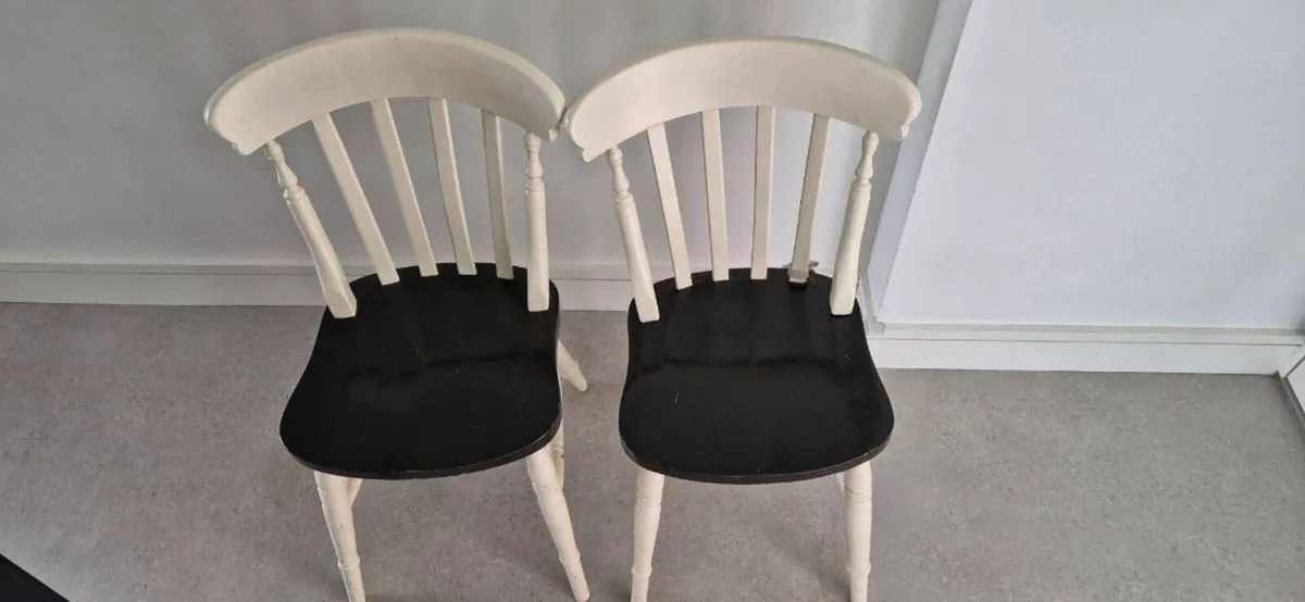 Hardwood kitchen table chairs