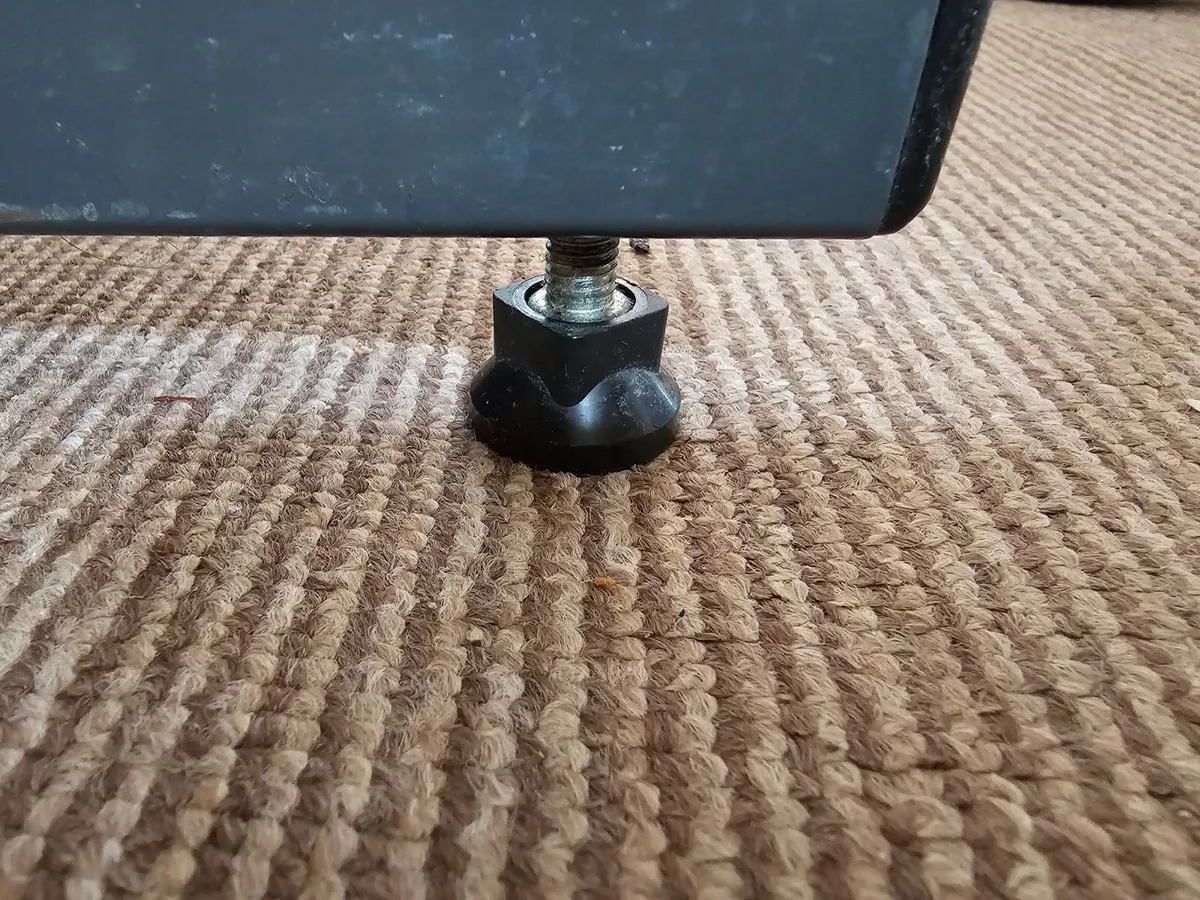 Large office desk table workbench wraparound - Image 4