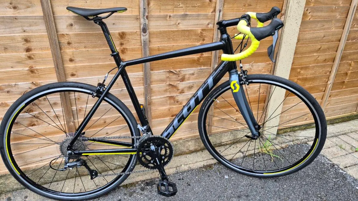 Scott Speedster Road Bike – Size L (2022) - Image 1