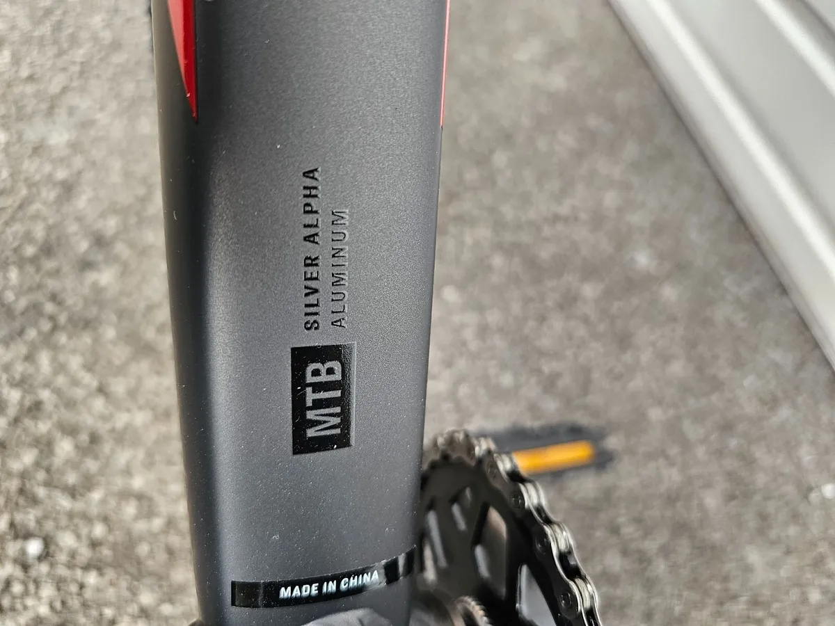 Trek Marlin Womens Mountain Bike - Image 2