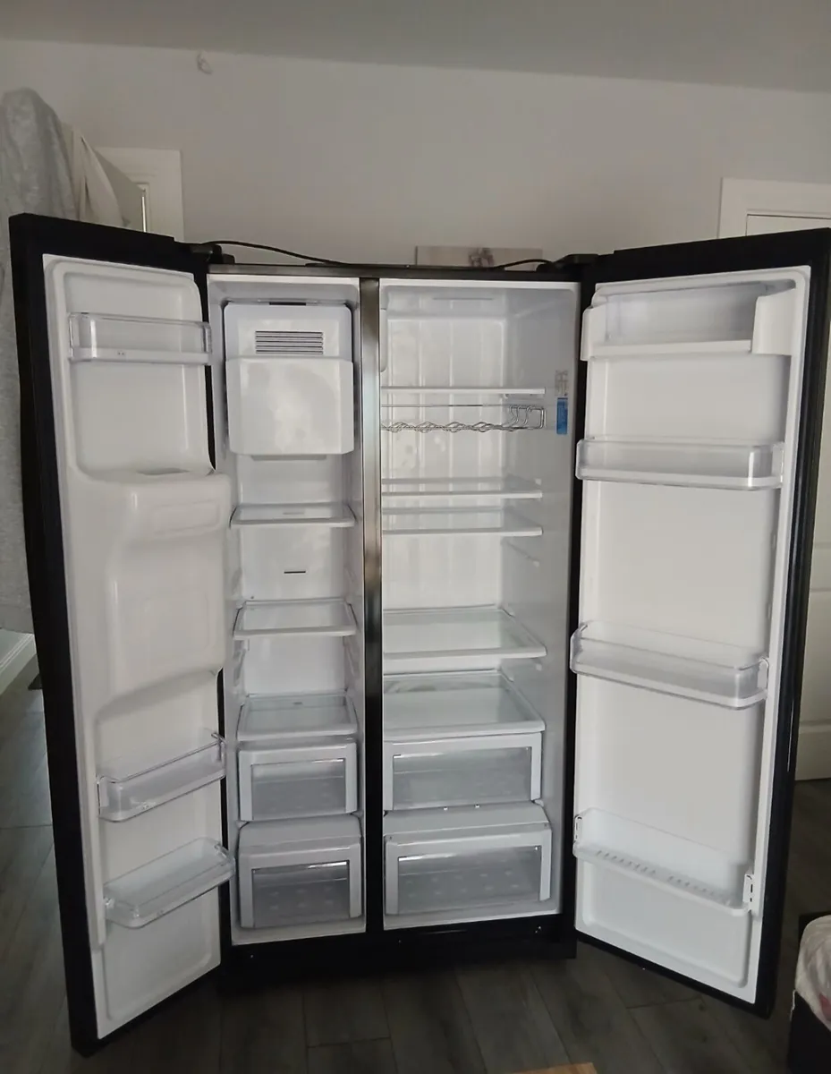 American style fridge - Image 4