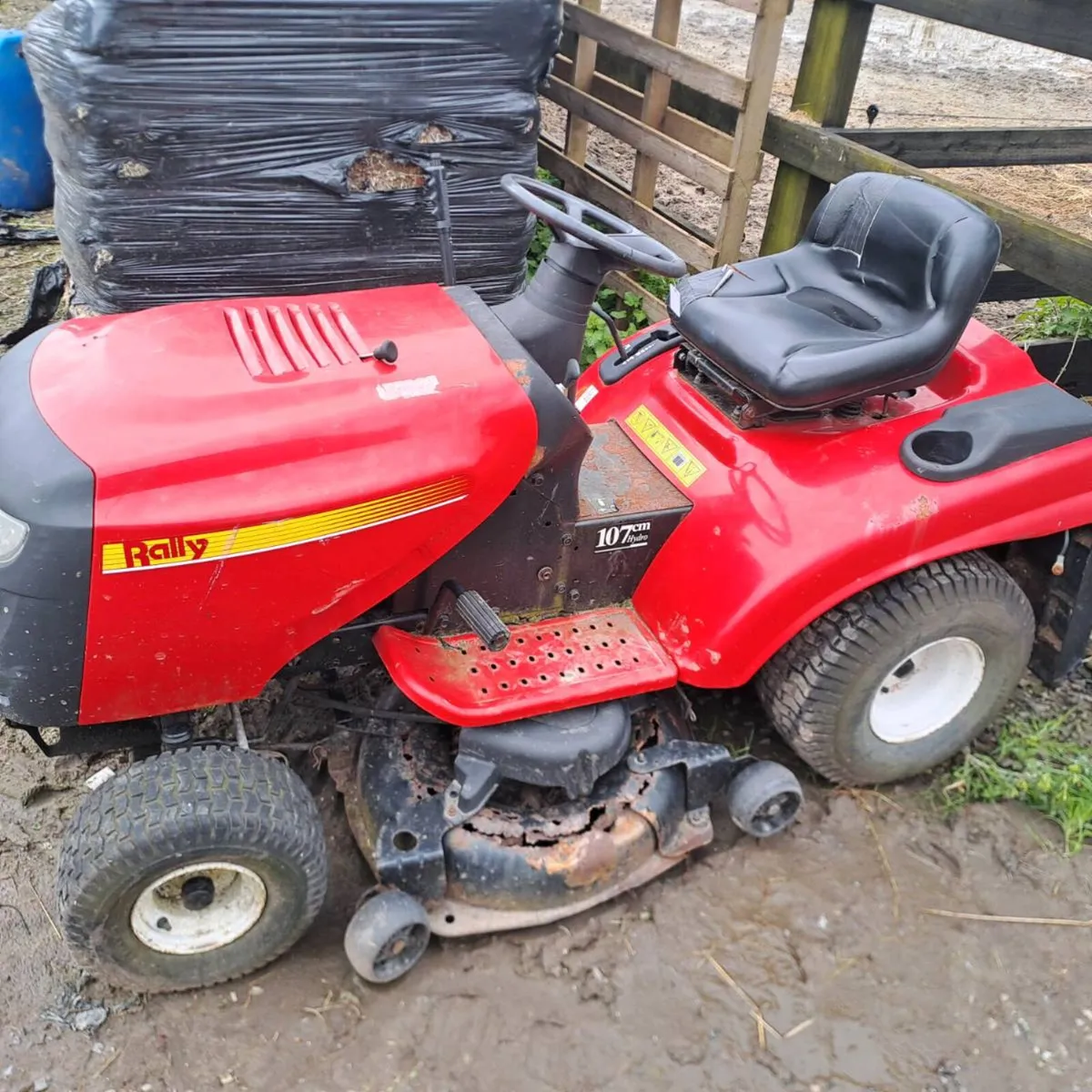 Ride on lawnmower - Image 3