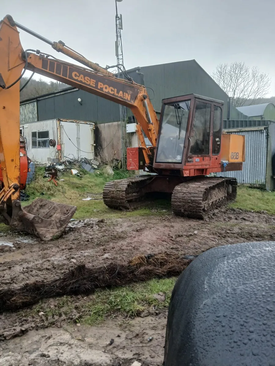 Case 688 Excavator 12 tonne - Image 2