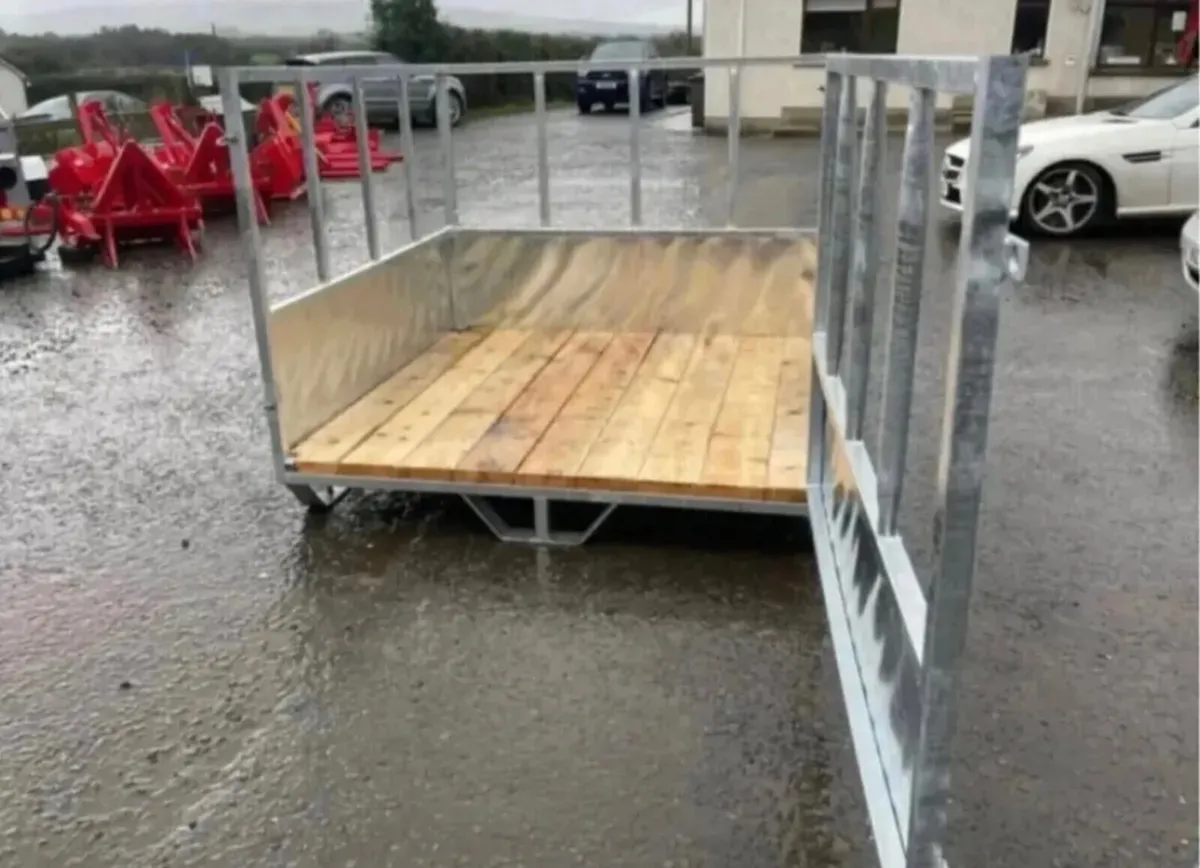 SQUARE FEEDERS NEW - Image 4