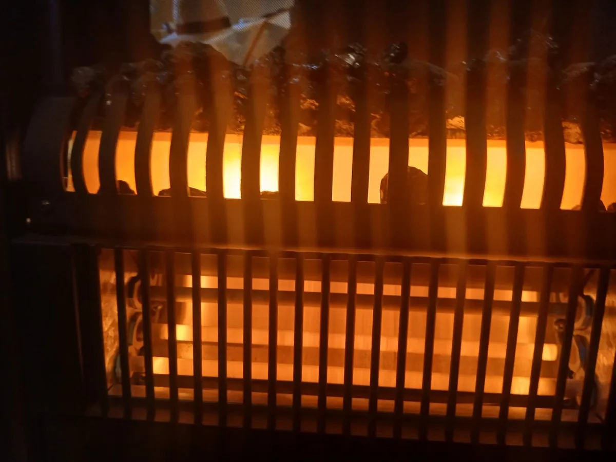 Electric Fire with Wooden Mantel - Image 3