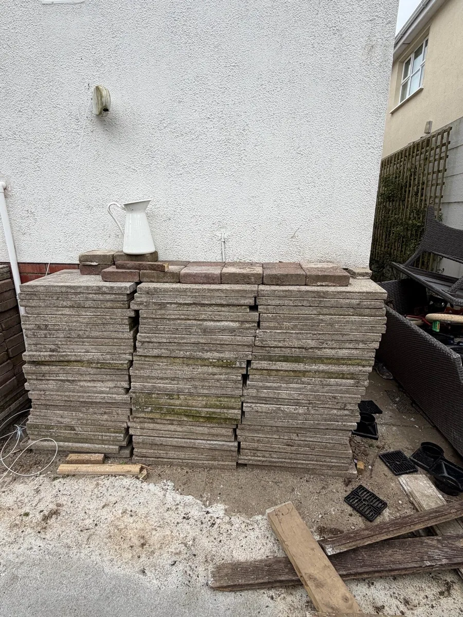 Patio Slabs and Blocks - Image 4