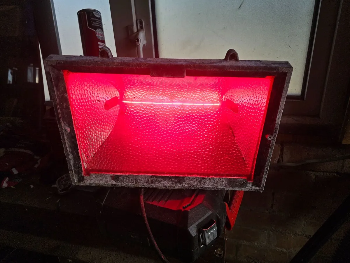 1000W Infrared wall mount outdoor heater