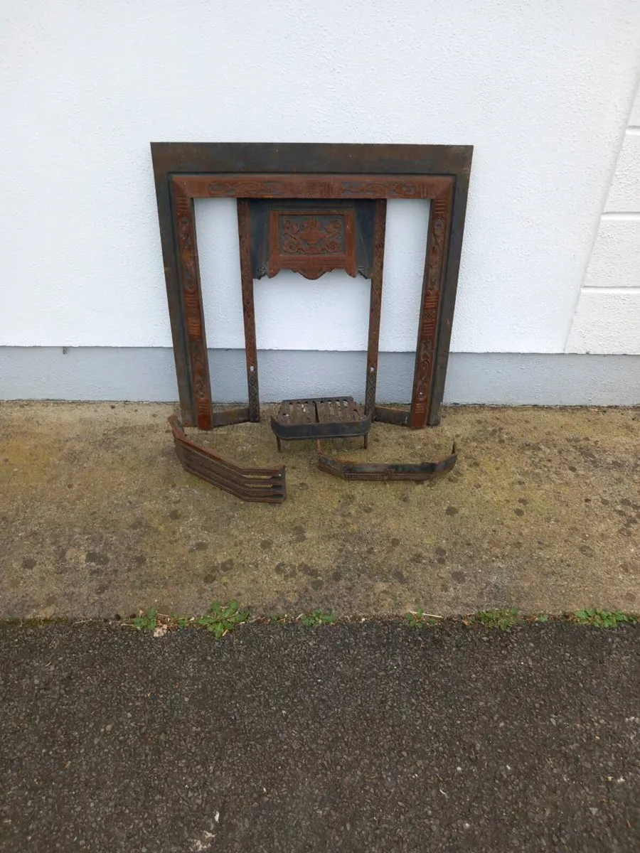 Fireplace surround - Image 1