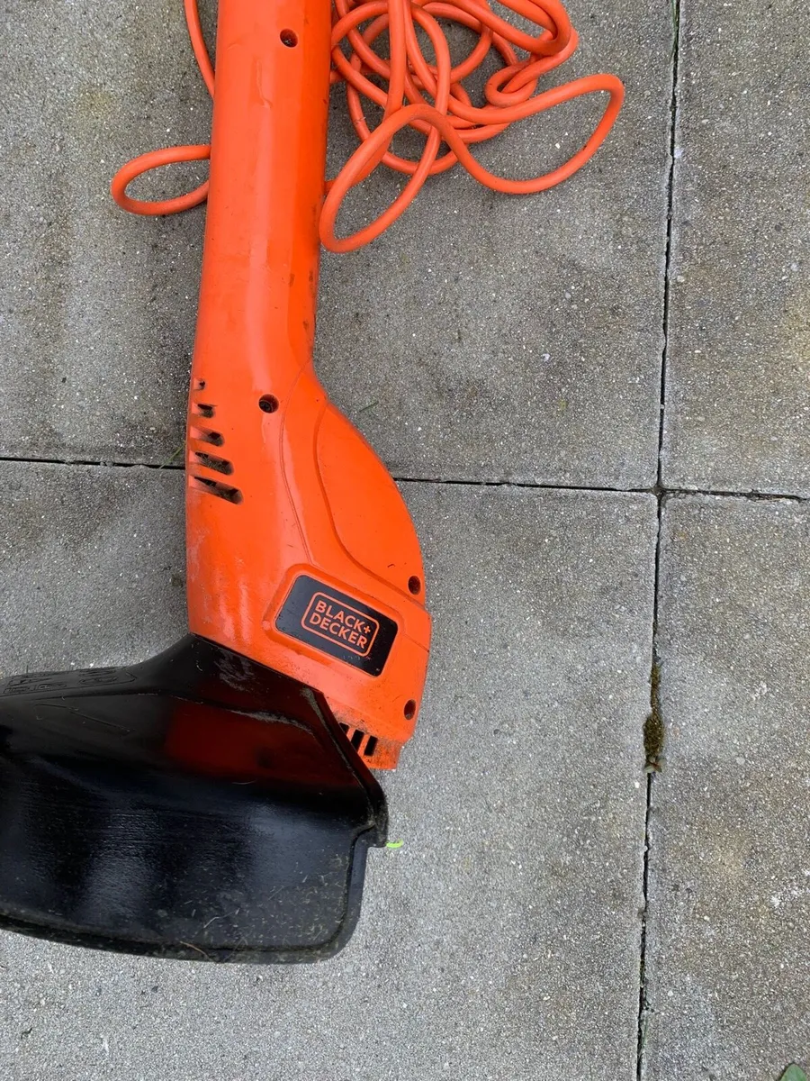Black+Decker Gl250 Grass Trimmer 250W - Image 2
