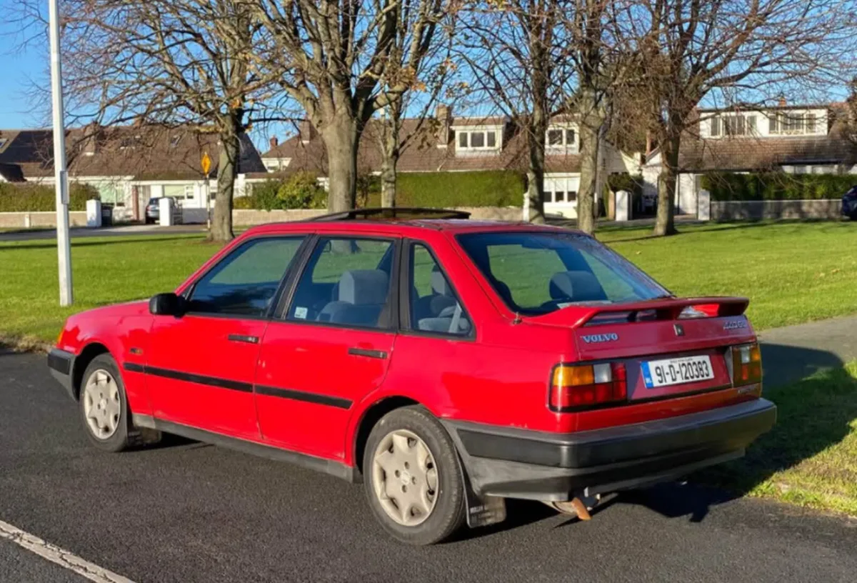 Volvo 440 GL - Image 4