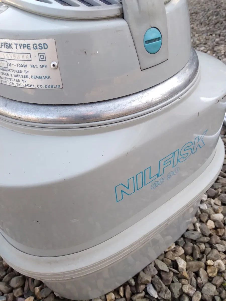 Nilfisk GS90 Hoover retro 1980S - Image 1