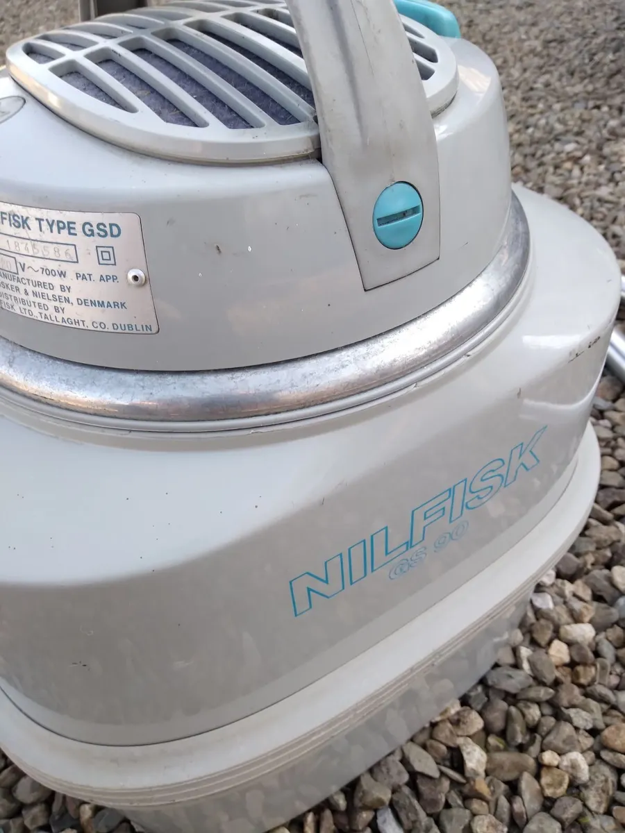 Nilfisk GS90 Hoover retro 1980S - Image 3