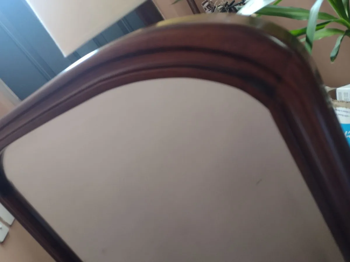 Large beautiful Mahogany bevelled mirror on stand - Image 3