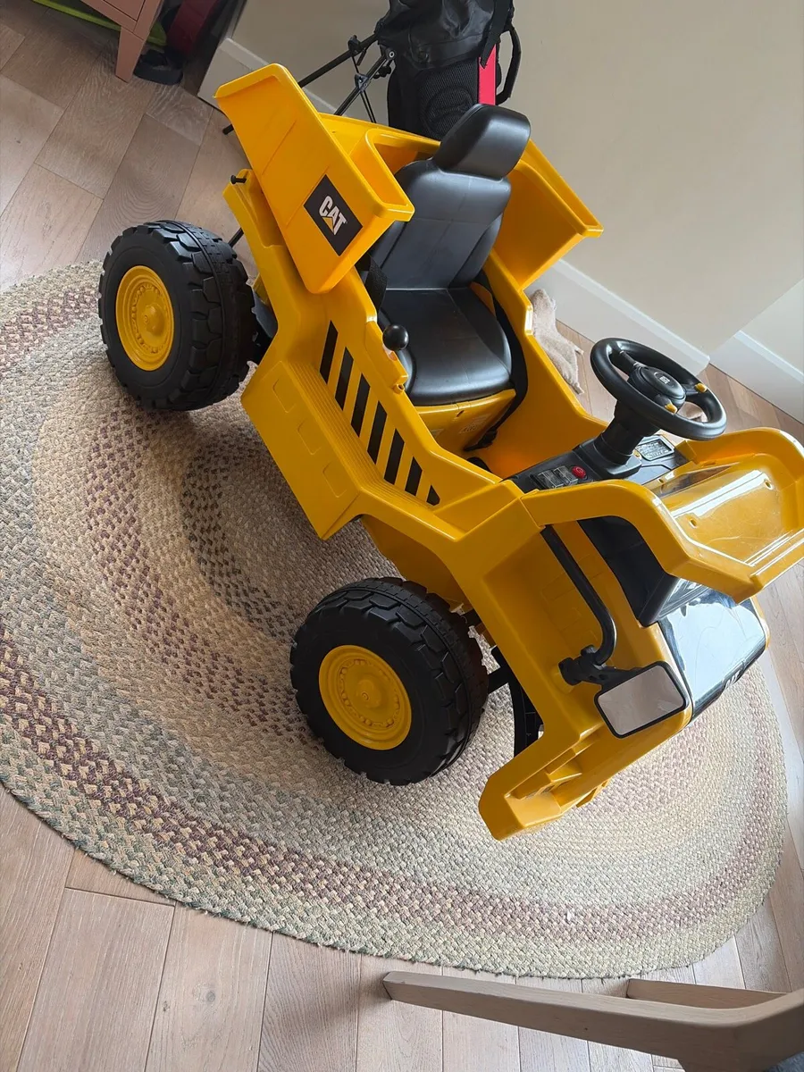 Toy truck - Image 1