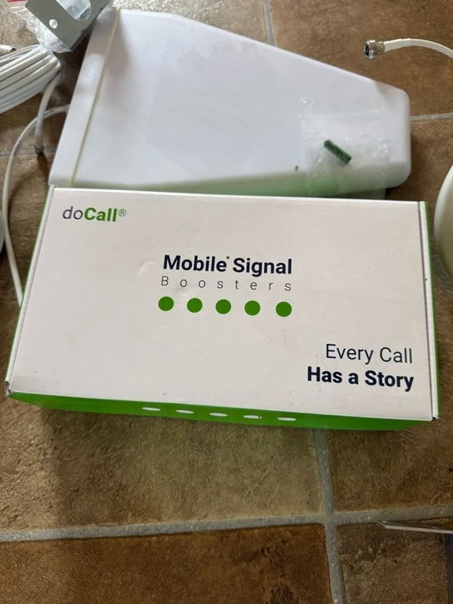 Mobile Phone Signal Booster - Image 1