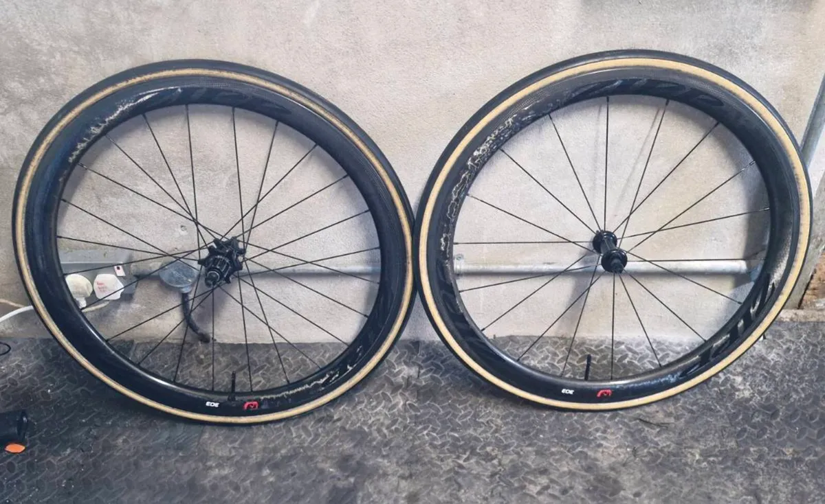 Zipp 303  Tubs - Image 1