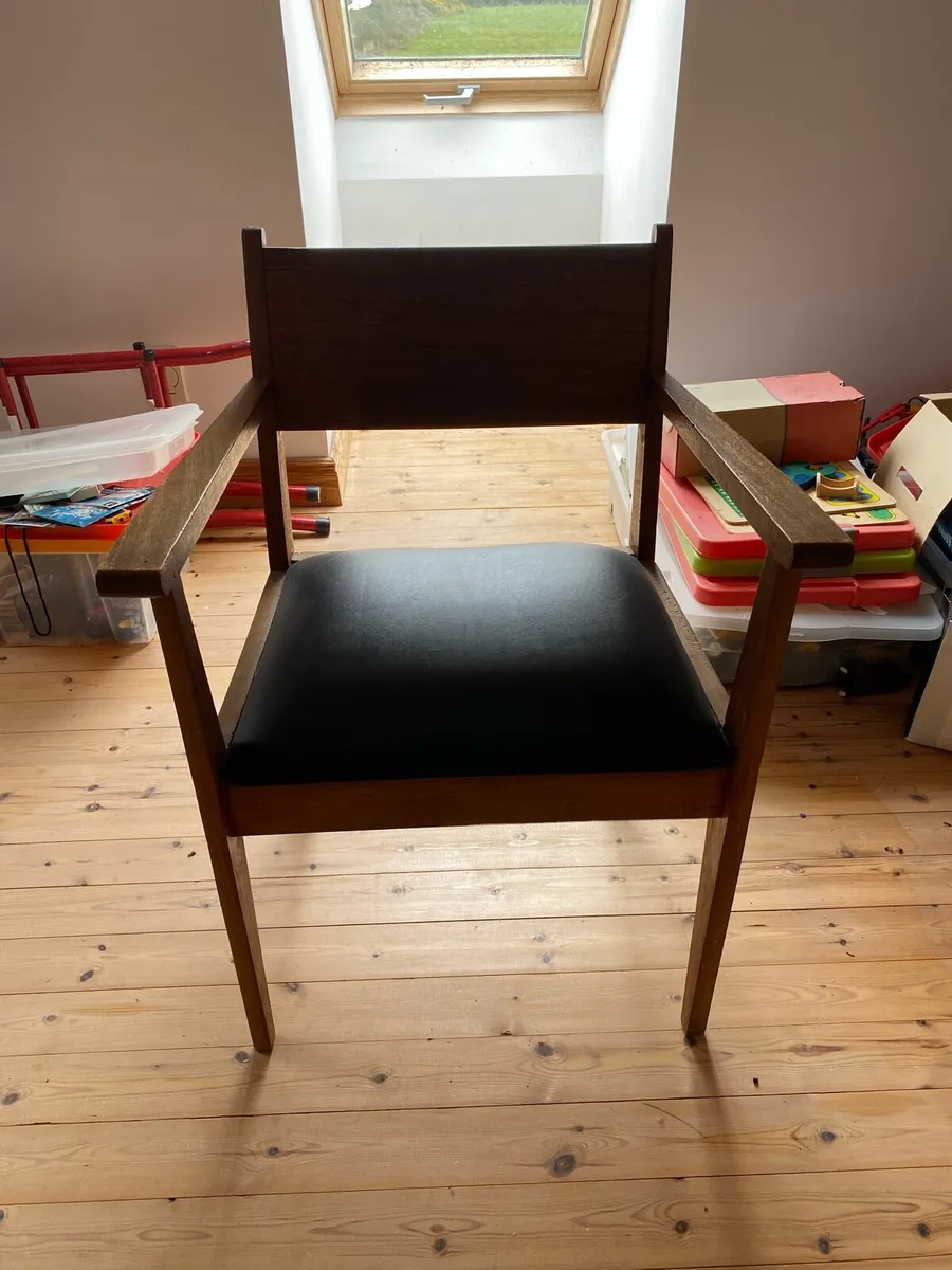 6 dinning chairs - Image 2