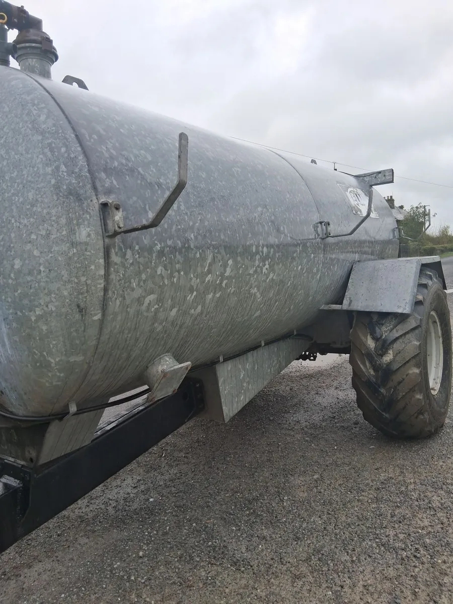 Belmac 1650 Galvanised Slurry Tank - Image 1