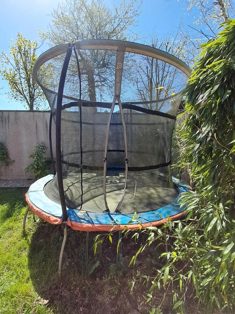 Trampoline - Image 1