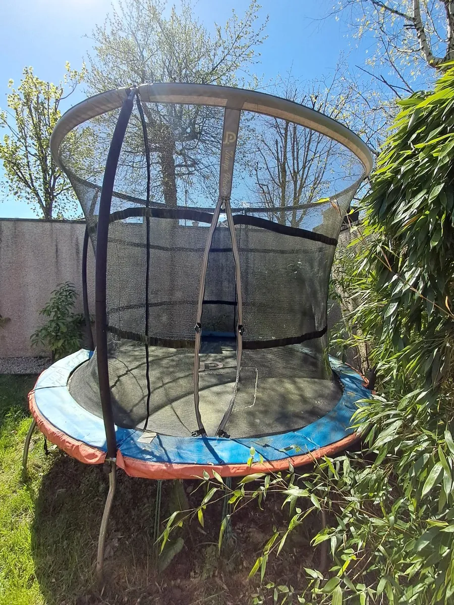 Trampoline - Image 2