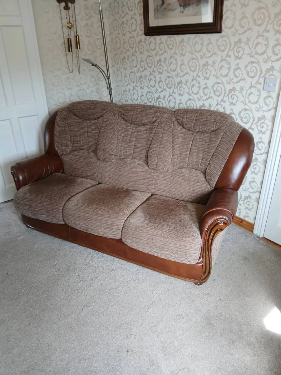3 seater couch and chair - Image 3