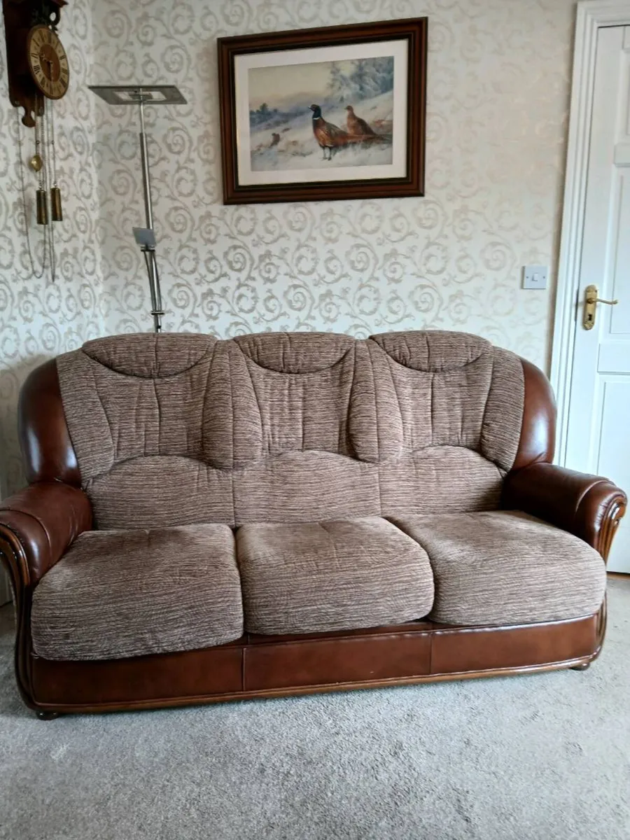 3 seater couch and chair - Image 4