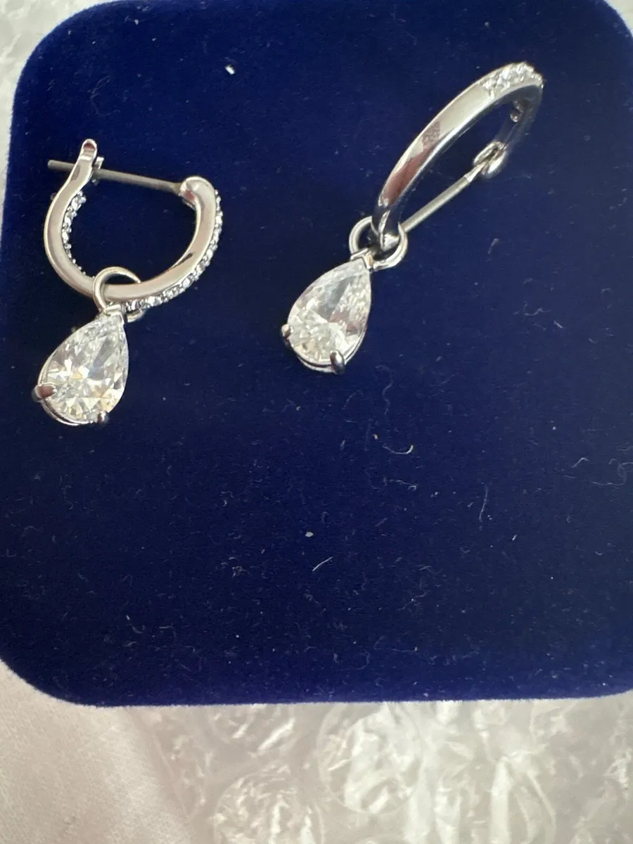 Swarovski earrings - Image 2