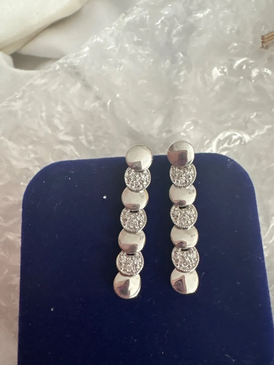 Silver earrings - Image 1
