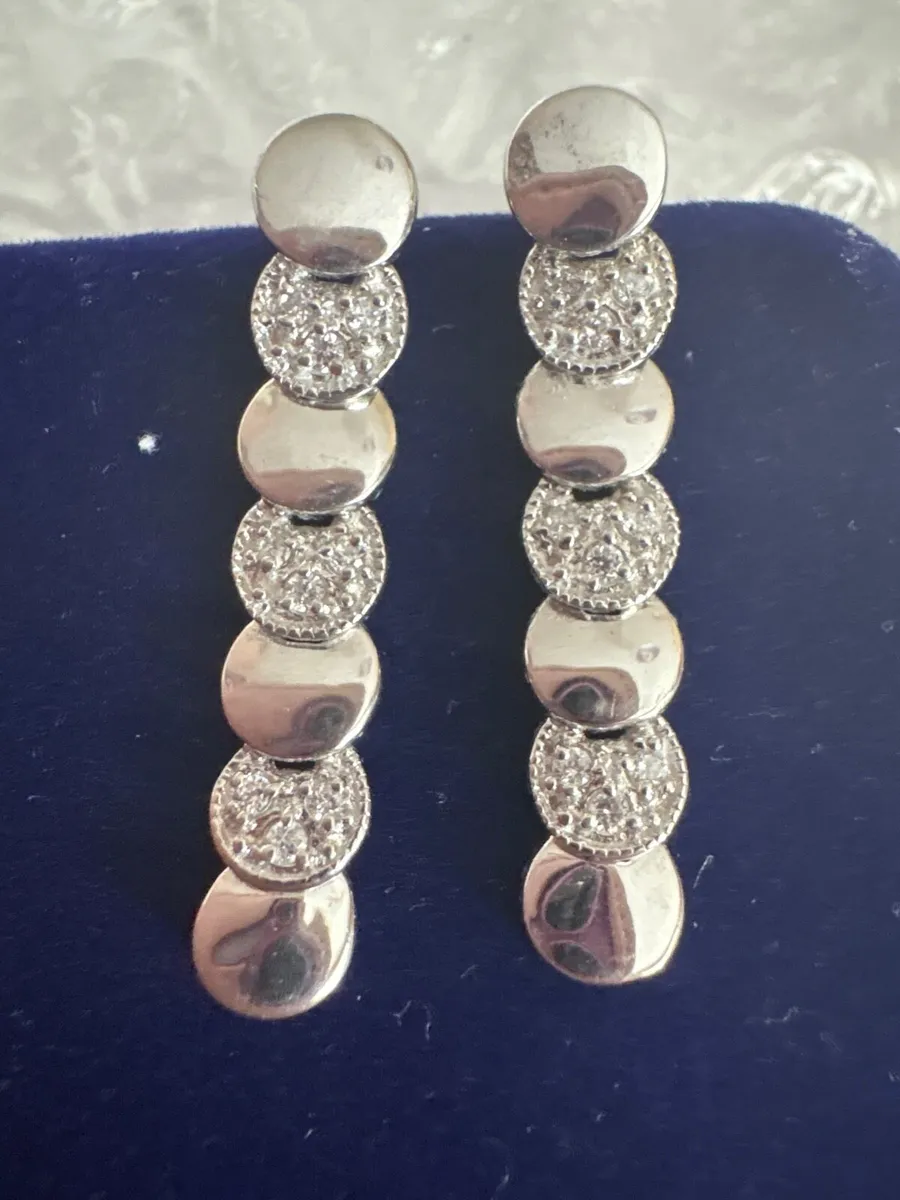 Silver earrings - Image 2