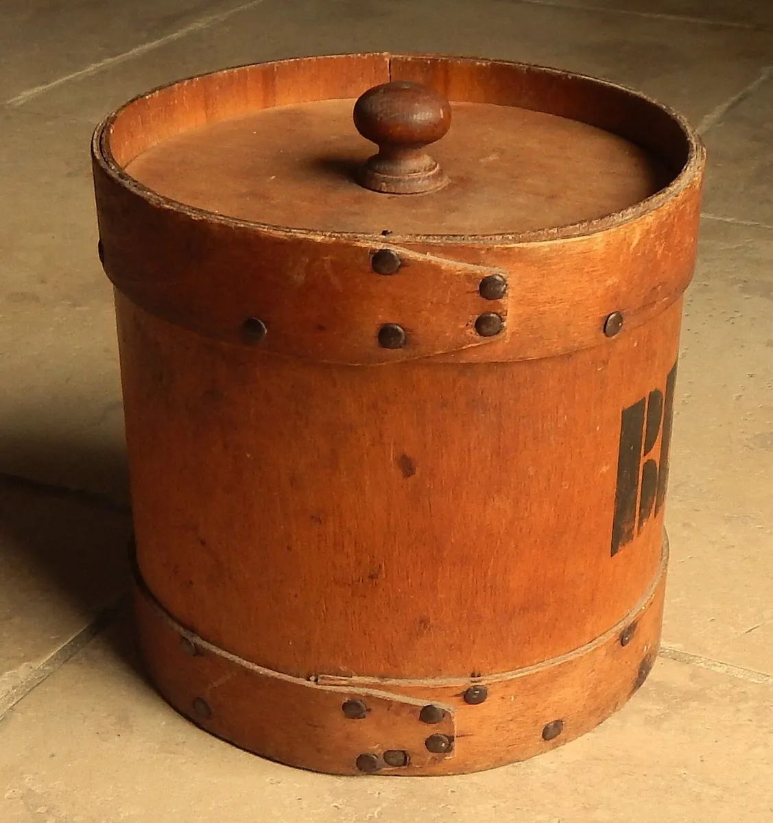 Wooden Handmade Vintage Storage Container - Image 2