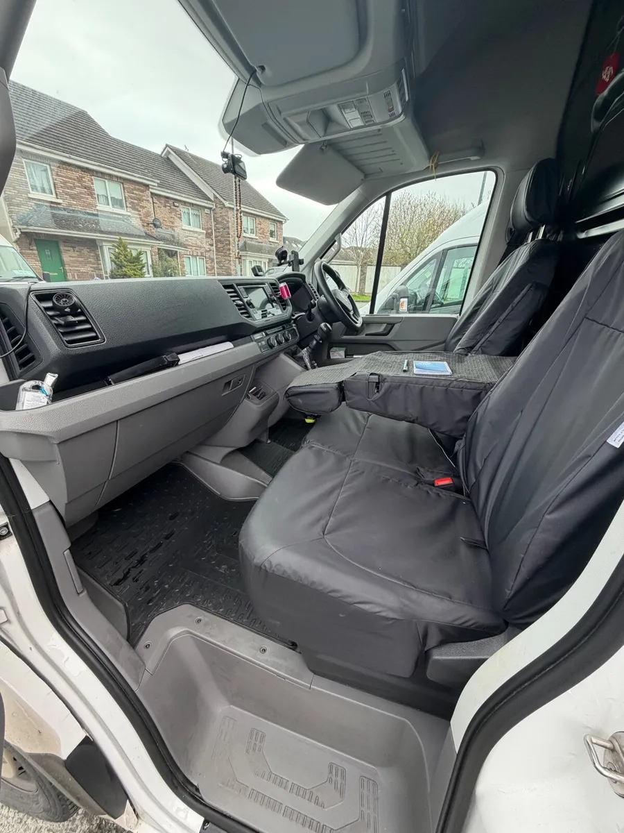 Volkswagen Crafter 2023 - Image 3