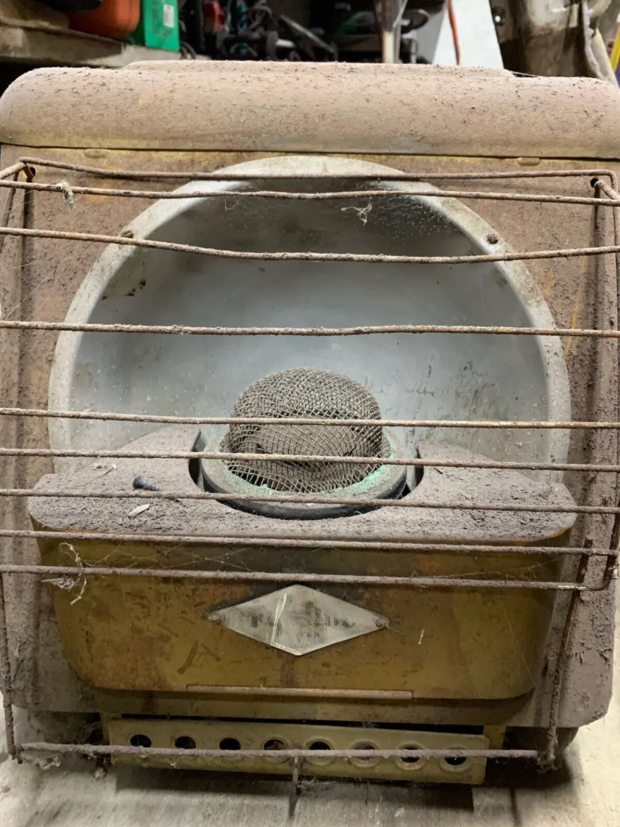 Kerosene heaters - Image 1