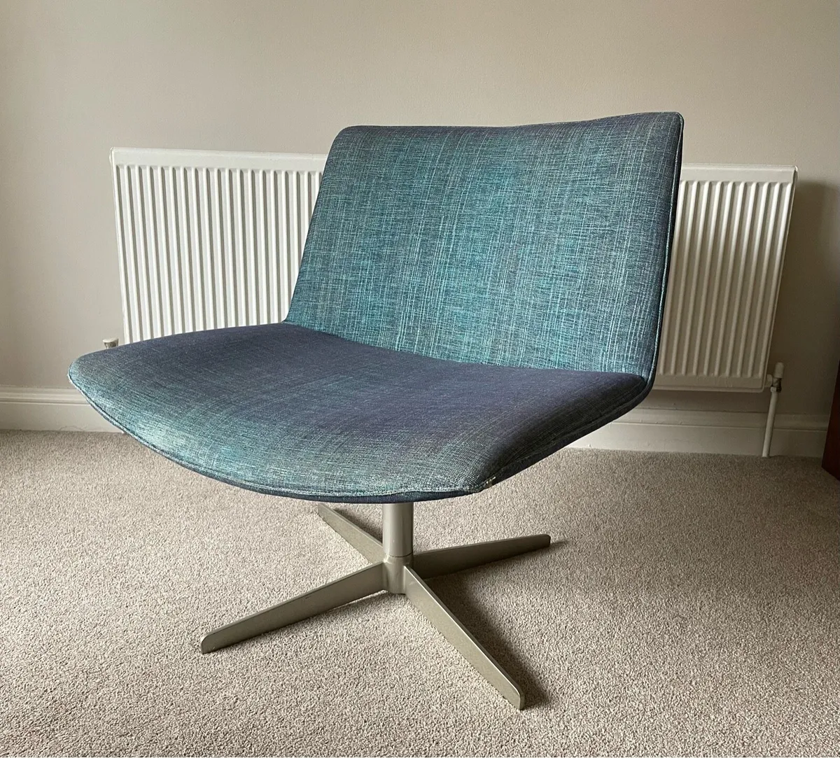 Modern Swivel Lounge Chair — Blue Fabric - Image 1
