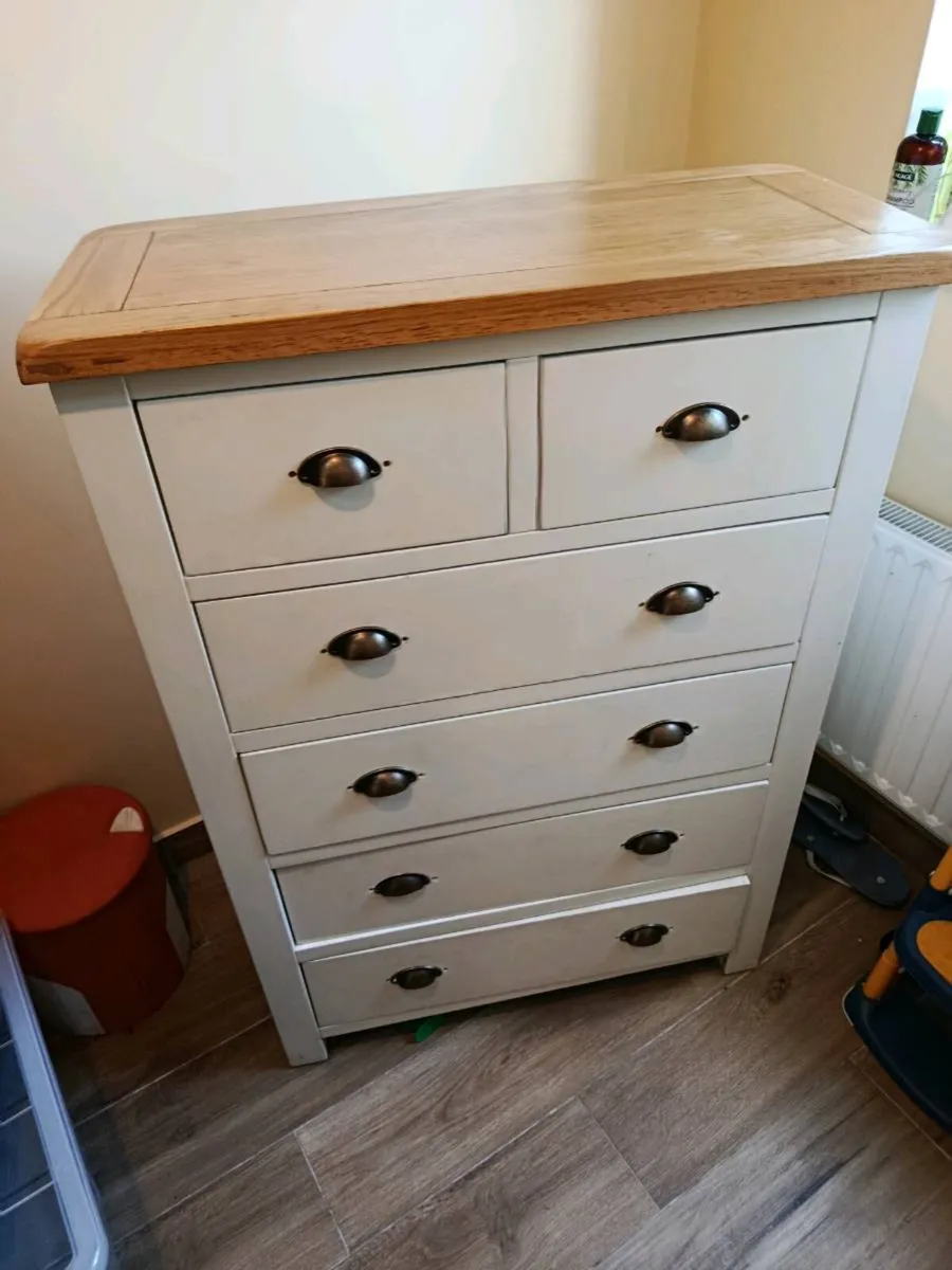 Chest drawers - Image 1