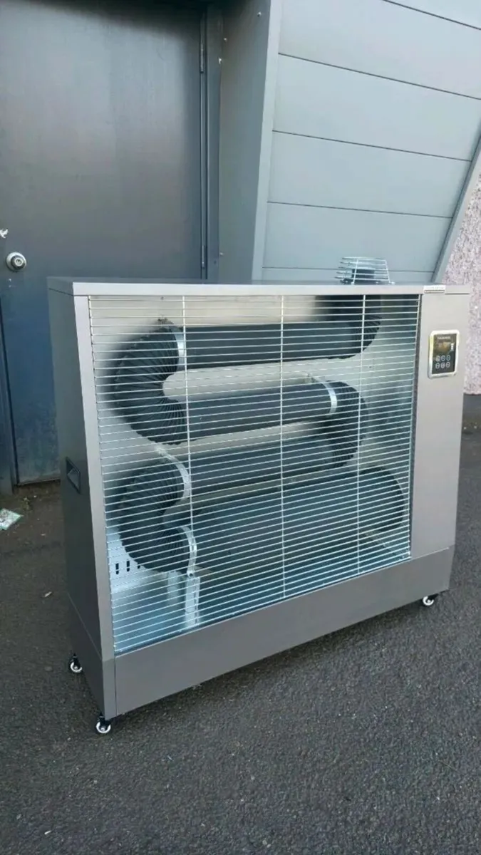 Infrared diesel heater 16kW brand new - Image 2