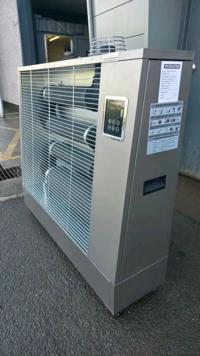 Infrared diesel heater 16kW brand new - Image 1